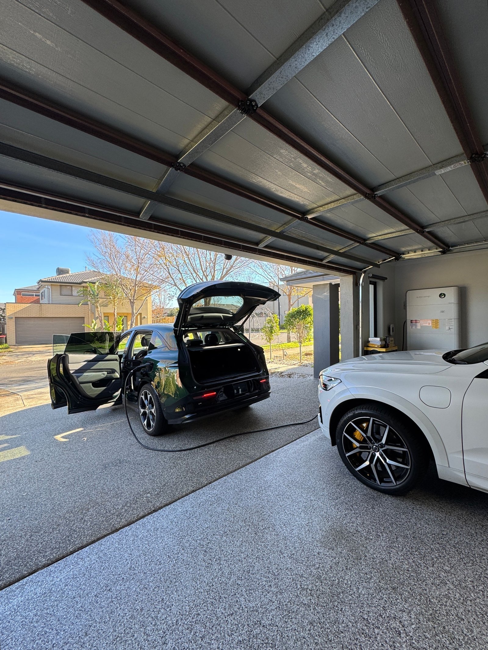 Kelvin's brand-new 2026 Zeekr 7X Performance AWD parked in the driveway